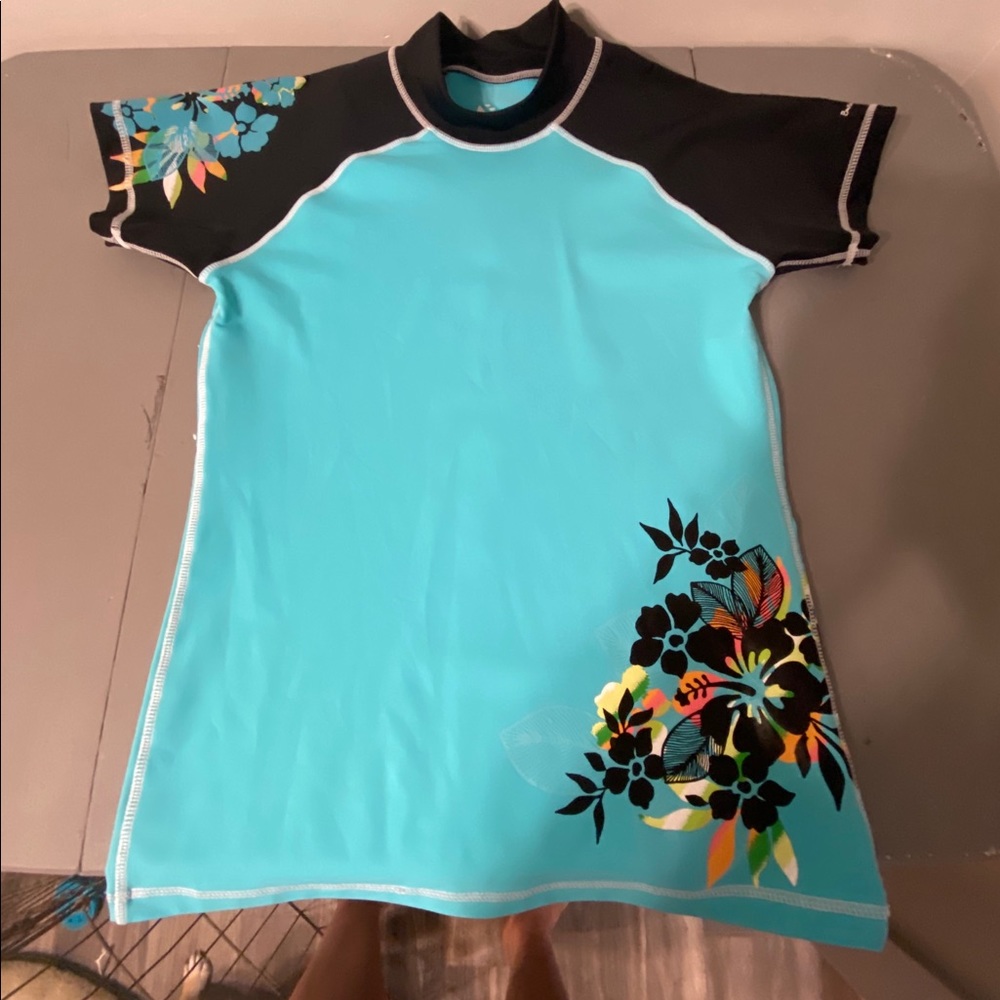Junior’s Blue Rash Gaurd